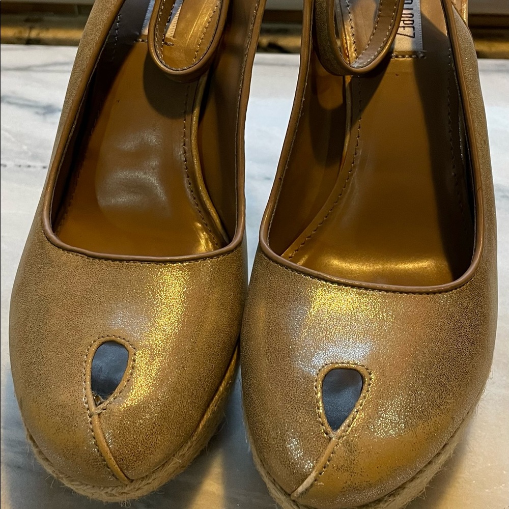 JLO Simmering Gold Heal Strap Pumps